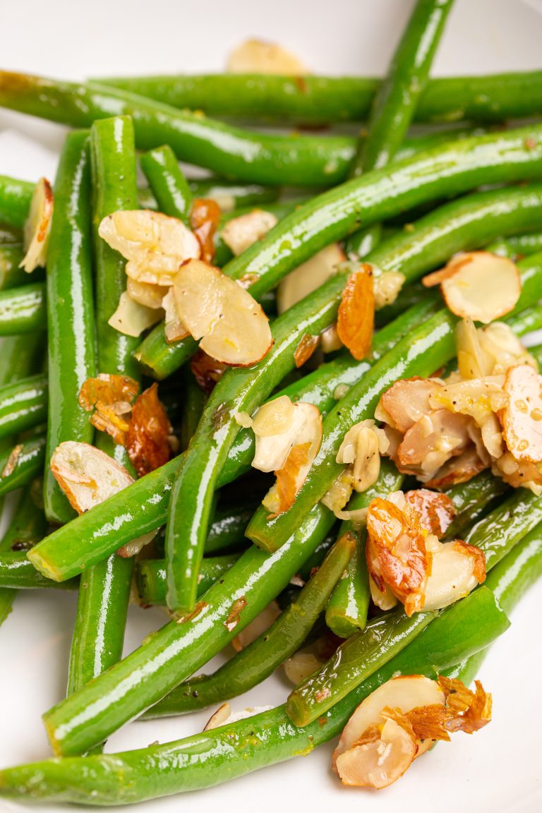 Lemon Garlic Green Beans with Slivered Almonds Cast Iron Recipes