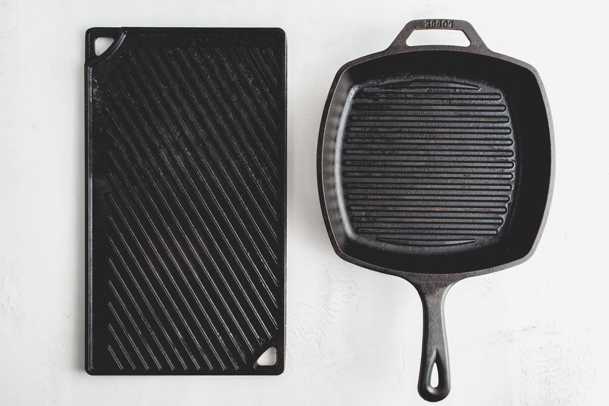 What oil should I use for seasoning cast iron cookware? #theindusvalley # seasoning 